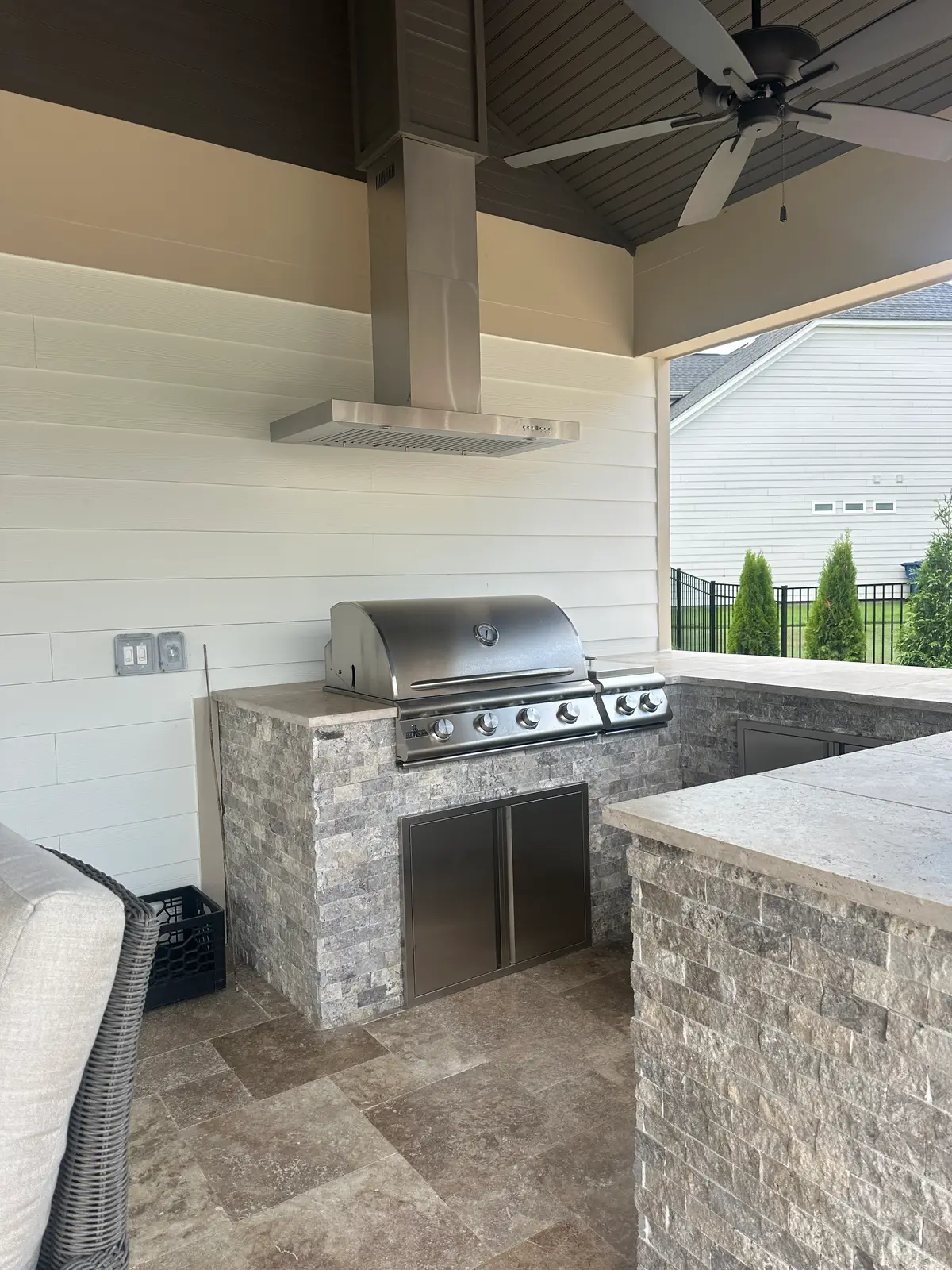Custom gunite pool with an outdoor kitchen in Huntersville, NC, view 10