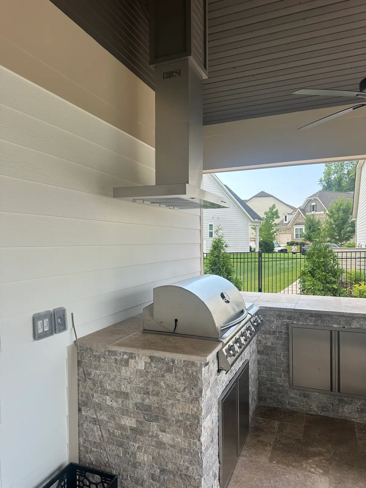 Custom gunite pool with an outdoor kitchen in Huntersville, NC, view 12