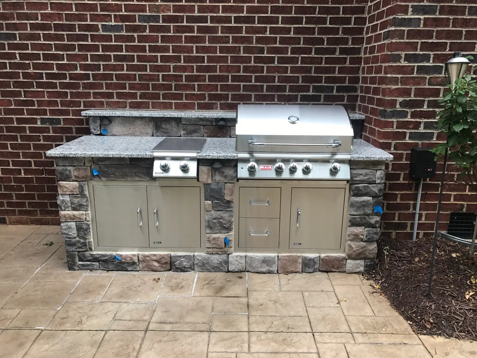 Outdoor kitchen in Waxhaw, NC built by Aqua Pools & Outdoor Living