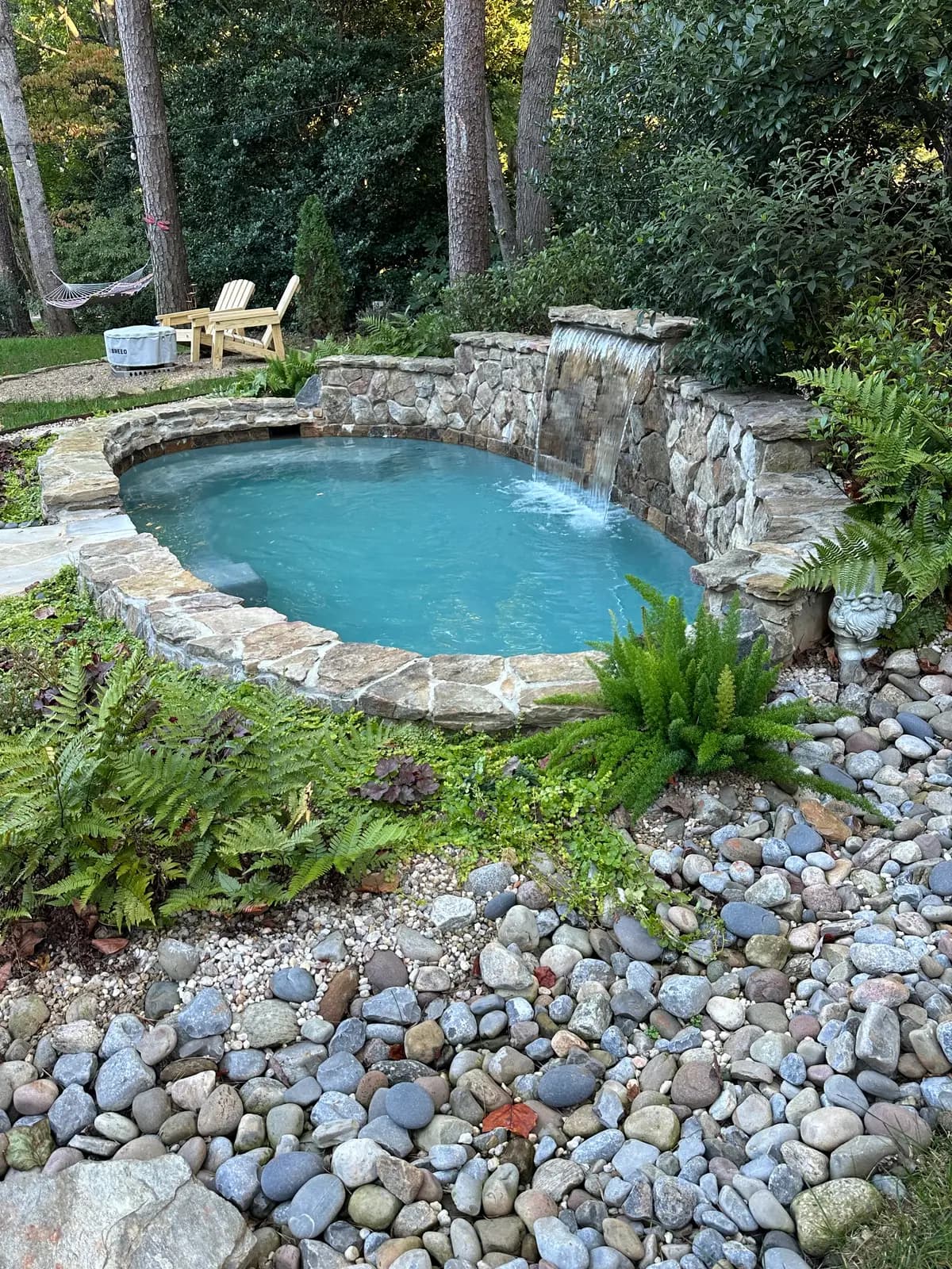 Plunge pool with a spa in Lake Wylie, SC, view 2