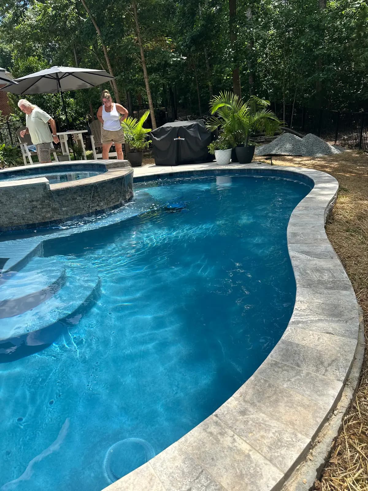 Gunite pool and spa in Mint Hill, NC, view 3