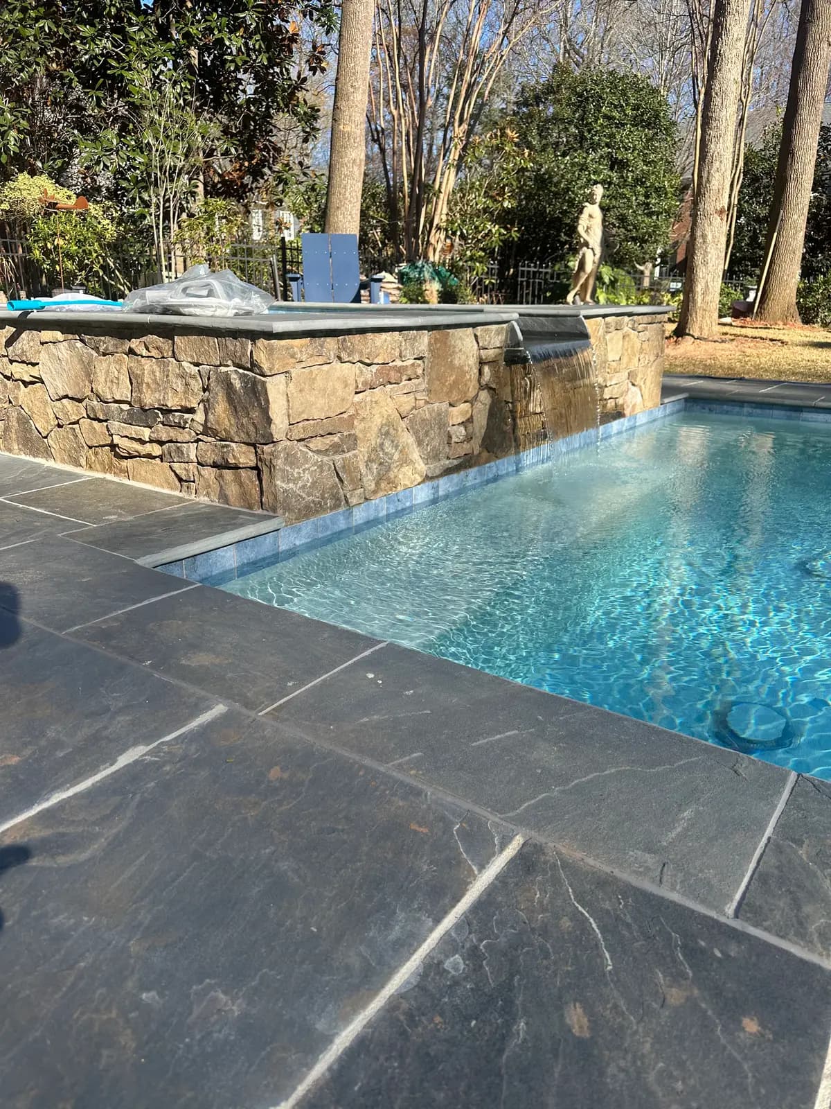 Gunite pool and spa in SouthPark, NC, view 4