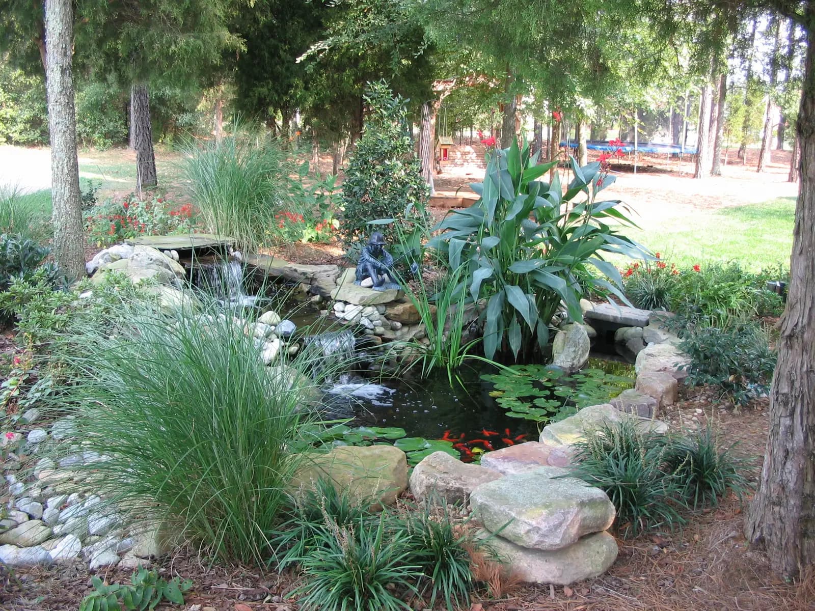 Water feature 01 near Charlotte, NC built by Aqua Pools & Outdoor Living
