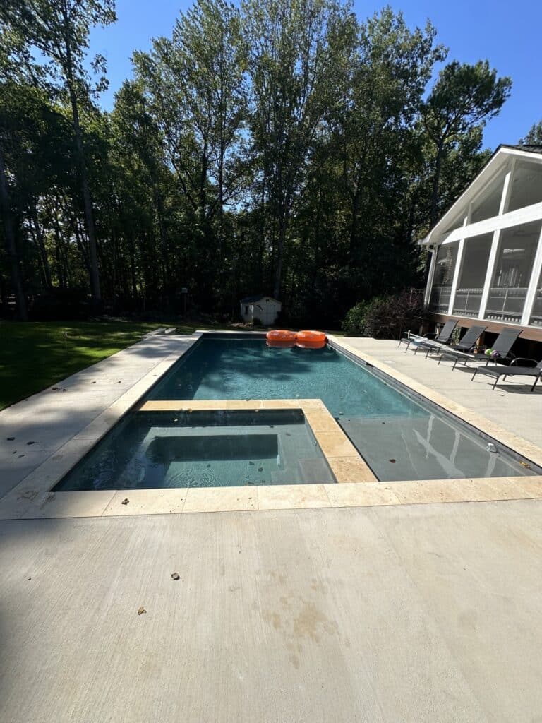 Huntersville custom gunite pool and spa setup
